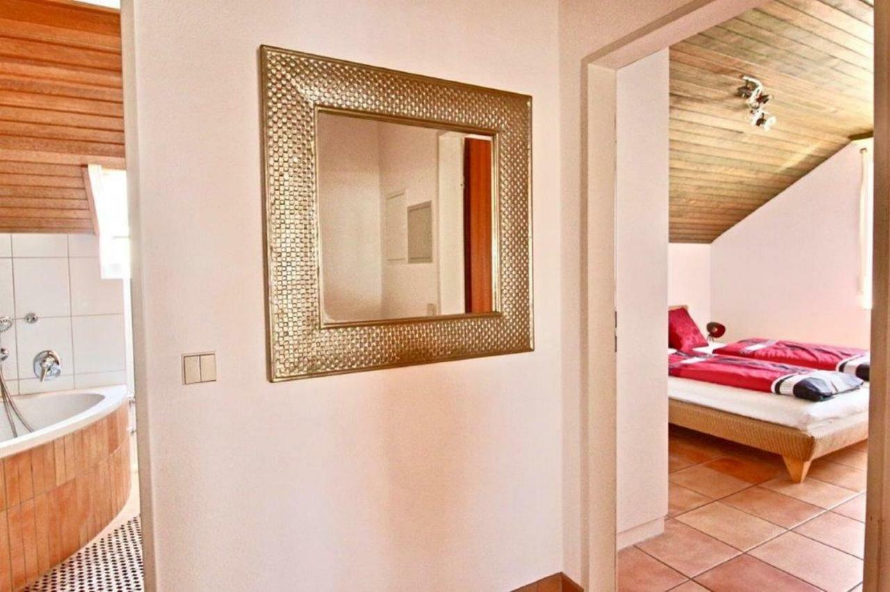 Ferienwohnung Mit Seeblick Und Dachterrasse In Ueberlingen Exterior photo